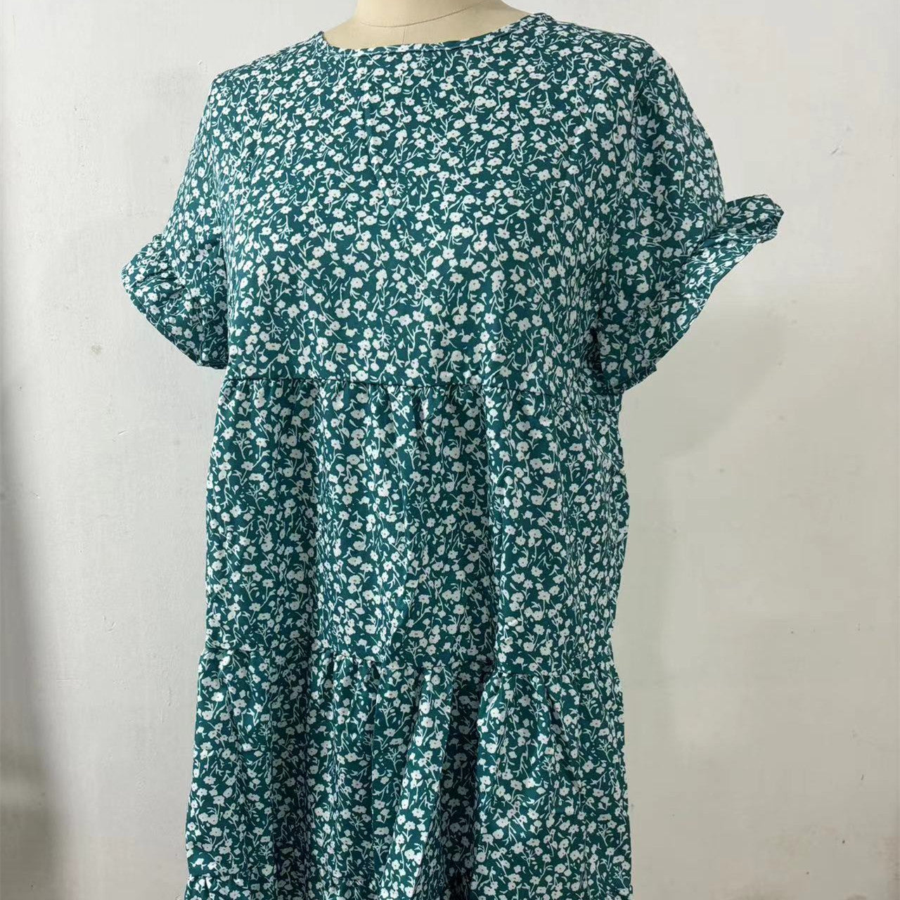 Robe d'été décontractée à col ras du cou et imprimé léopard pour femme