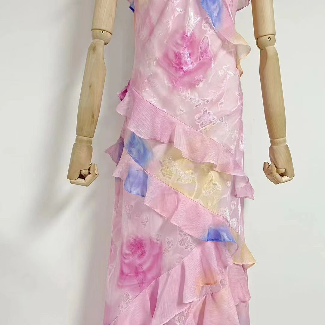 Vestido ajustado con volantes, escote en V y estampado de tirantes de Amoi