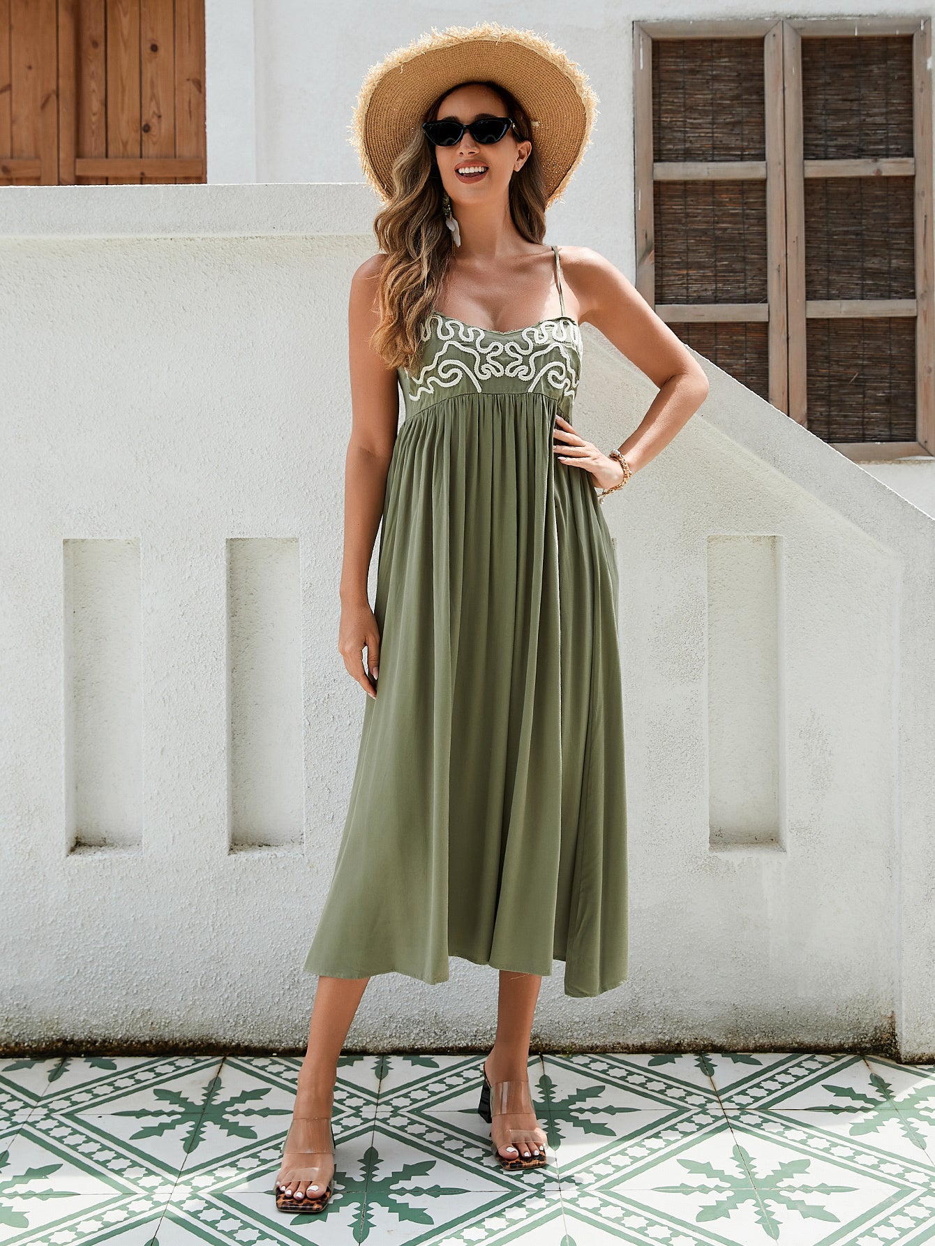 Vestido largo bohemio para mujer: tejido de rayón transpirable con busto bordado y espalda elástica, falda suelta en negro, blanco y verde