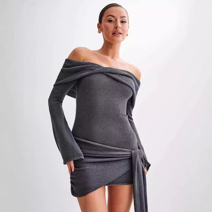 Pull-robe en tricot à épaules dénudées et à lacets irréguliers