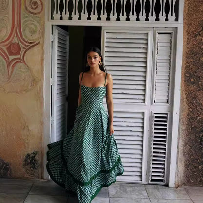 Vestido ajustado a cuadros con tirantes para mujer