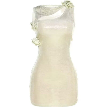 Vestido ajustado con escote halter y fruncido con nudo de pensamientos