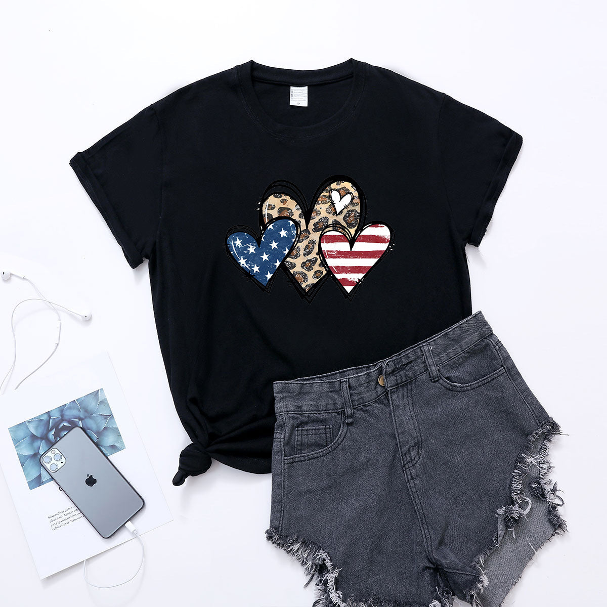 Camiseta de manga corta con cuello redondo y estampado de leopardo y rayas de estrellas para mujer con bandera del Día de la Independencia de Estados Unidos