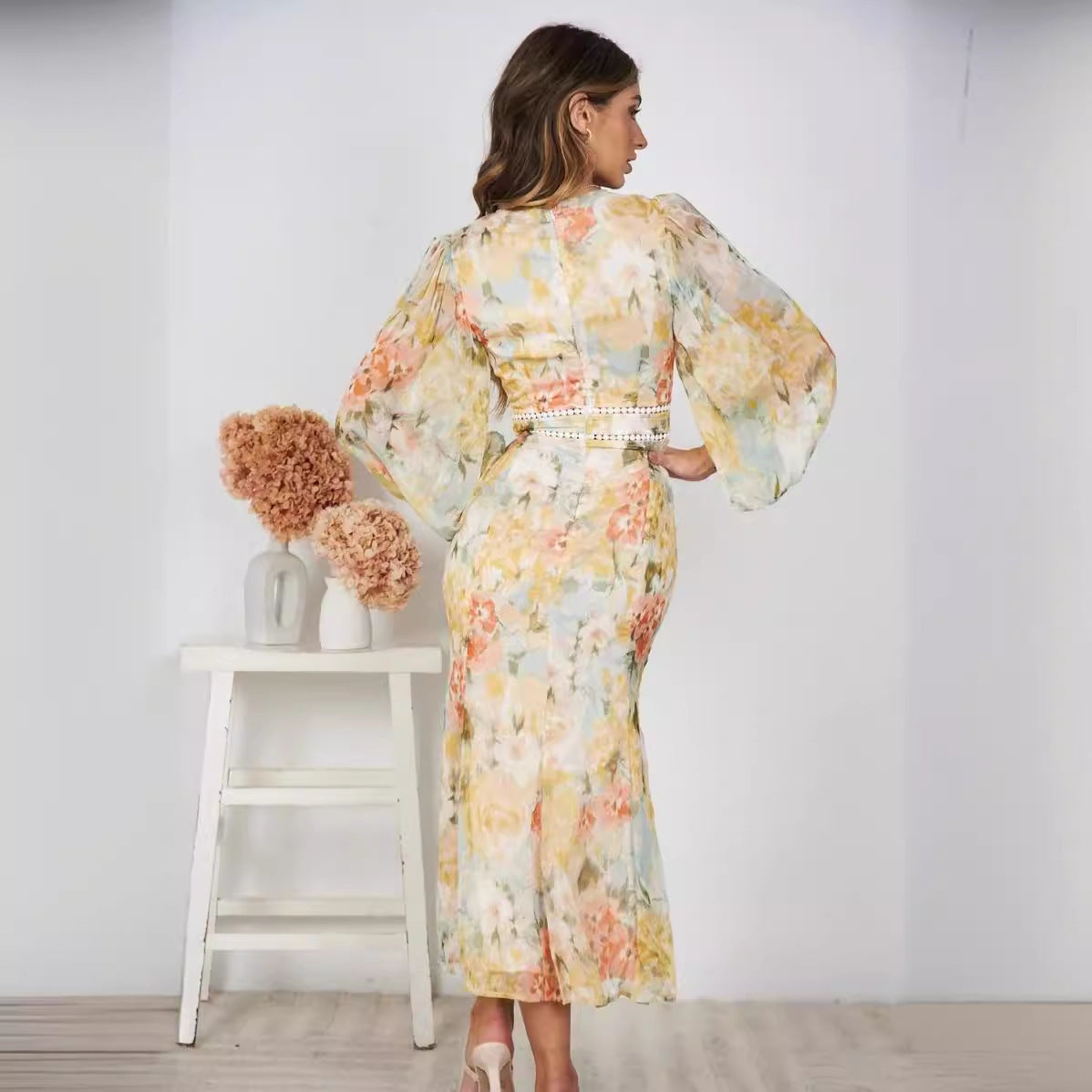 Vestido ajustado con estampado irregular para mujer