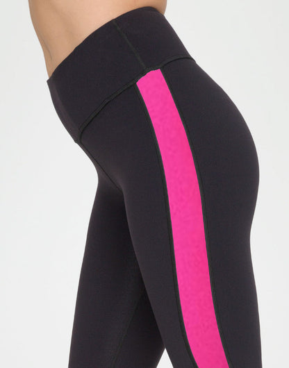 Leggings de fitness con costuras de correa de cuero y nueve puntos para yoga