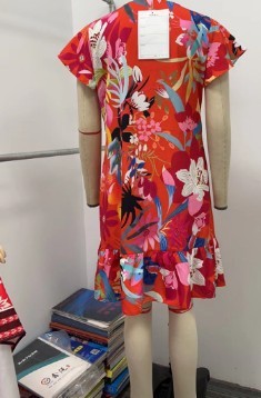 Ladies New V-neck Printed Short Sleeve Dress