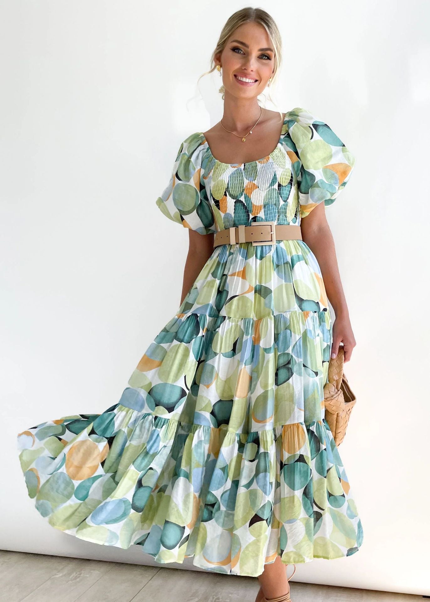 Robe à manches bouffantes et à imprimé pettiskirt à col unique pour femme