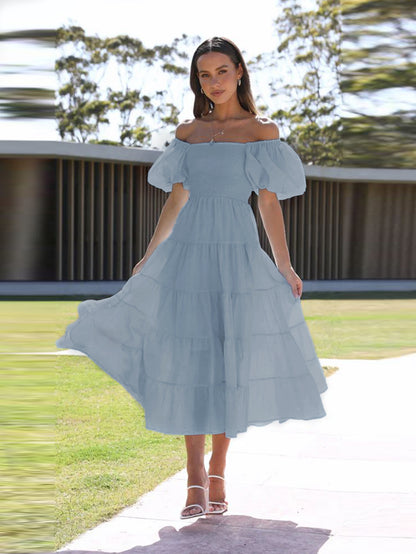 Vestido de mujer con escote en V y manga abullonada y estampado de falda enagua