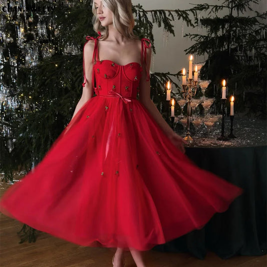 Vestido Sexy rojo con tirantes colgantes bordados para mujer, vestido Midi ajustado de cintura alta sin mangas a la moda, vestido de fiesta de noche elegante para mujer