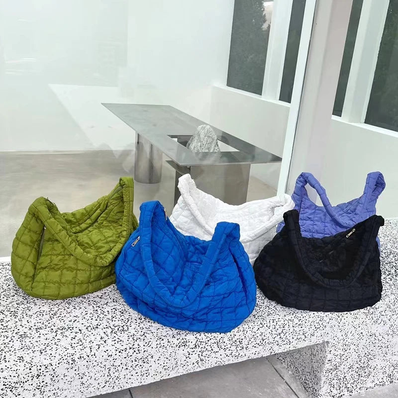 Bolsos de hombro informales de gran capacidad para mujer, bolso fruncido de diseñador, bandolera acolchada de nailon de lujo, bolso grande 2022