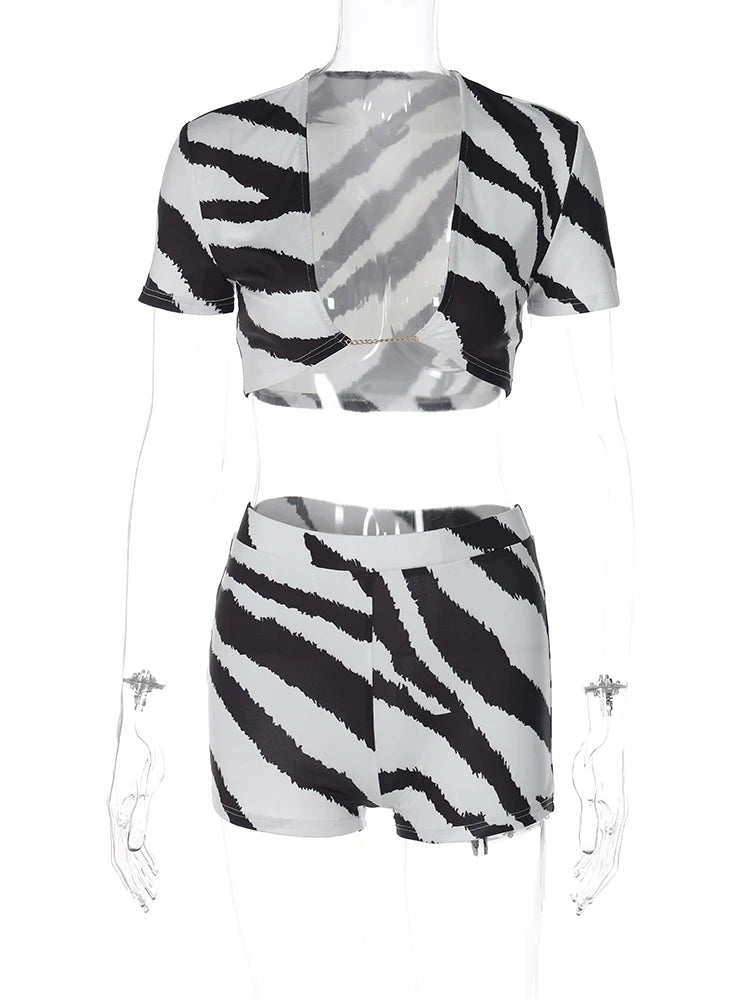 Hugcitar Zebra Print 2 Pcs Matching Sets Short Sleeve Hollow Out Chain Sexy Crop Top Shorts 2024 Spring Women Rave Vacation Club