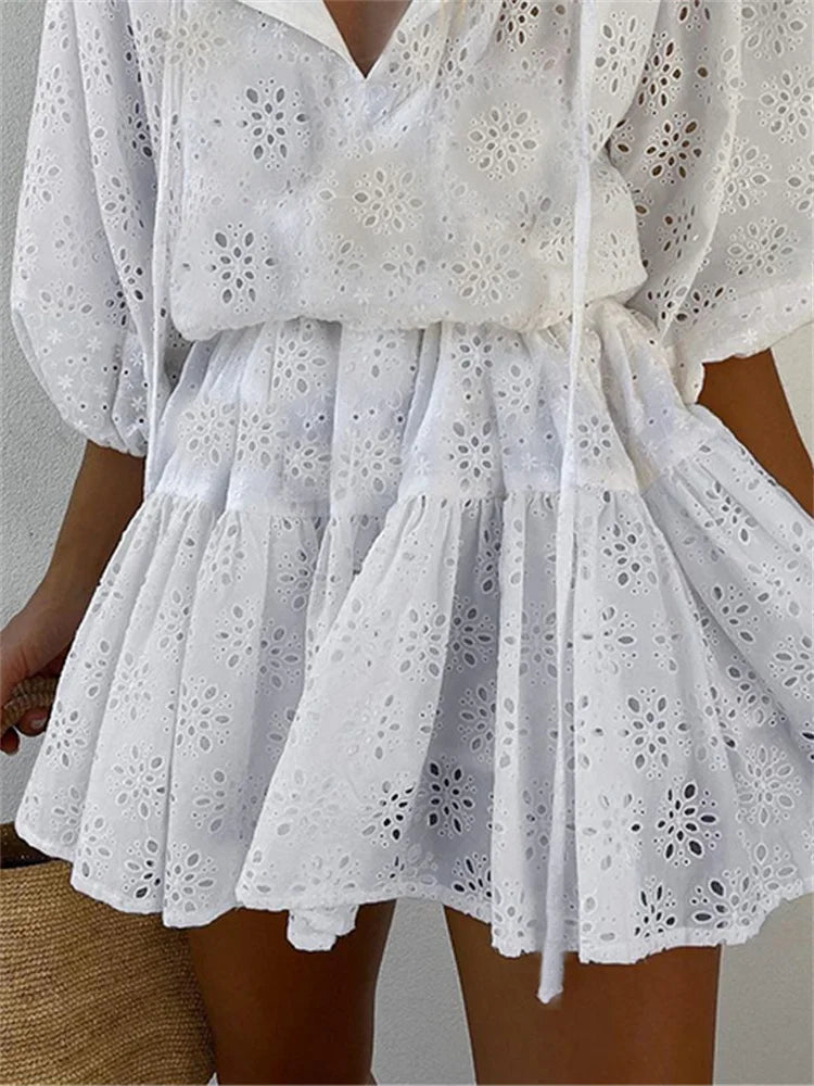 CHRONSTYLE – Mini robe en dentelle florale pour femmes, élégante, manches courtes, col en v, couleur unie, taille haute, ajourée, robe de soirée, 2022