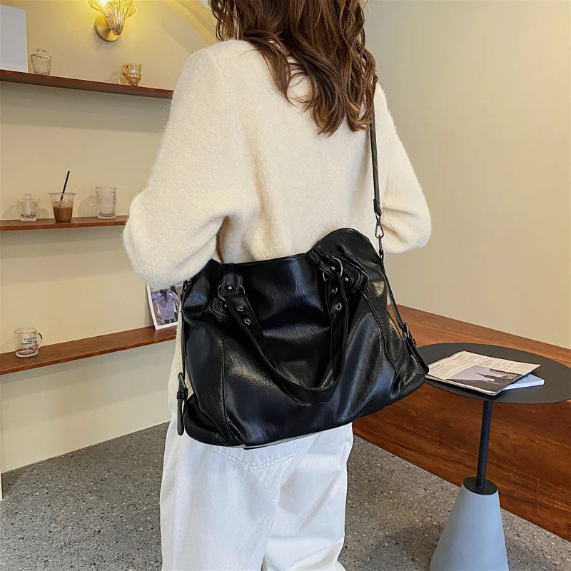 Bolsos de hombro negros grandes para mujer, bolso de compras Hobo grande, bolso cruzado de cuero suave de calidad de Color sólido, bolso de mano de viaje para mujer