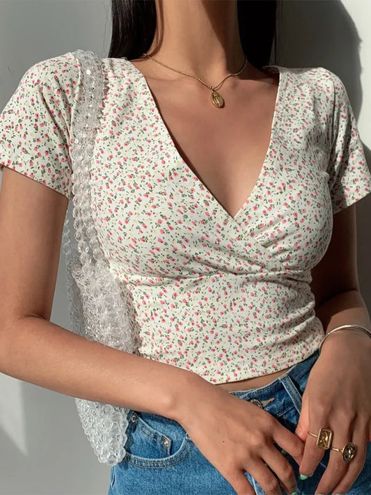 Camiseta de manga corta con cuello en V y flores retro francesa para verano, camiseta ajustada y adelgazante de cintura alta salvaje, top para mujer