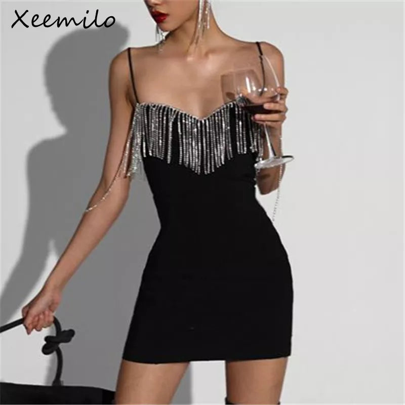 Xeemilo été fête maçonnerie chaîne conception robe Sexy noir jarretelle col en v soirée Club robes élégant mode mince robes