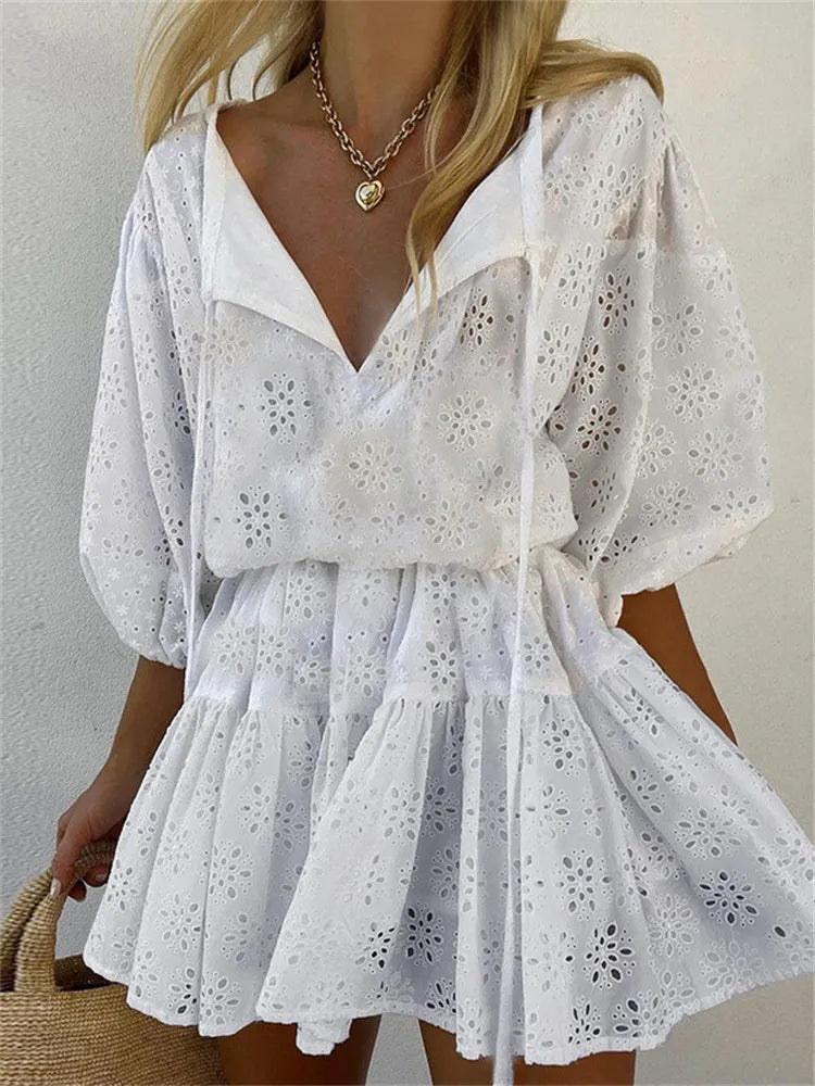 CHRONSTYLE – Mini robe en dentelle florale pour femmes, élégante, manches courtes, col en v, couleur unie, taille haute, ajourée, robe de soirée, 2022