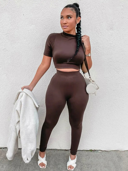 Hugcitar solide femmes 2 pièces ensemble à manches courtes haut court taille haute Leggings tenues vêtements de sport correspondant Co ords costume vêtements