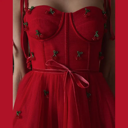 Vestido Sexy rojo con tirantes colgantes bordados para mujer, vestido Midi ajustado de cintura alta sin mangas a la moda, vestido de fiesta de noche elegante para mujer