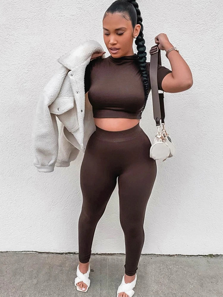 Hugcitar solide femmes 2 pièces ensemble à manches courtes haut court taille haute Leggings tenues vêtements de sport correspondant Co ords costume vêtements