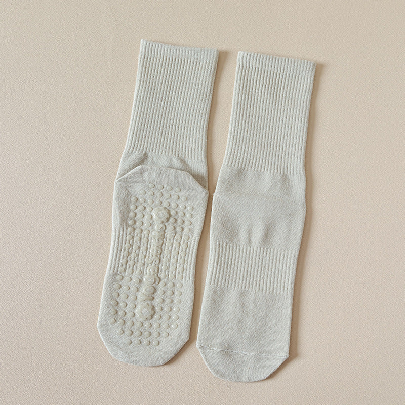 Chaussettes de yoga mi-mollet antidérapantes à semelle en silicone pour femmes