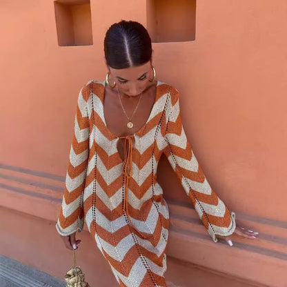 Vestido playero con cordones y estilo moderno para mujer