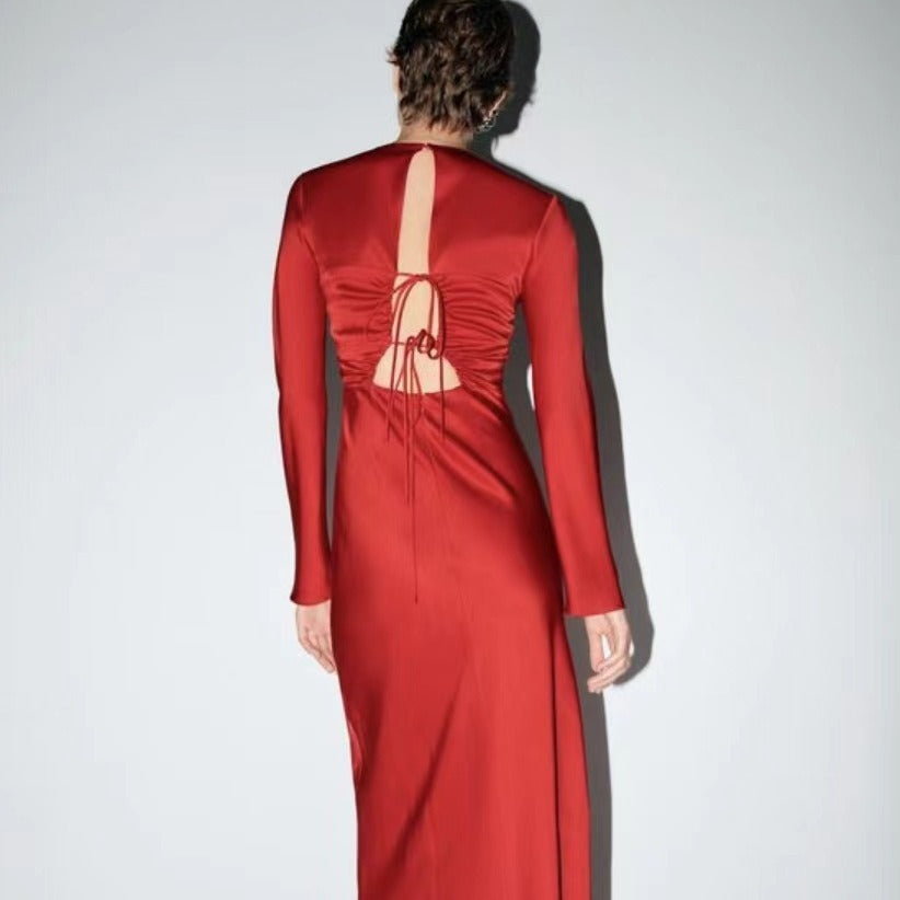 Vestido largo rojo adelgazante con mangas largas y lazo para Navidad