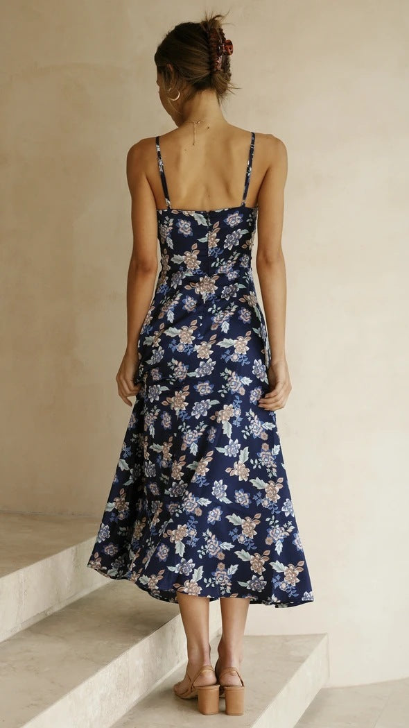 Vestido de tirantes con estampado floral pequeño