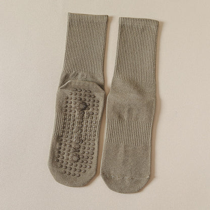 Chaussettes de yoga mi-mollet antidérapantes à semelle en silicone pour femmes