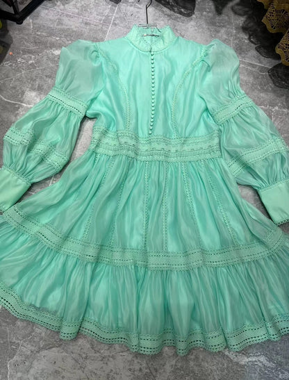 Vestido de mujer corto de manga larga con cuello alto y botonadura sencilla estilo francés estilo corte vintage