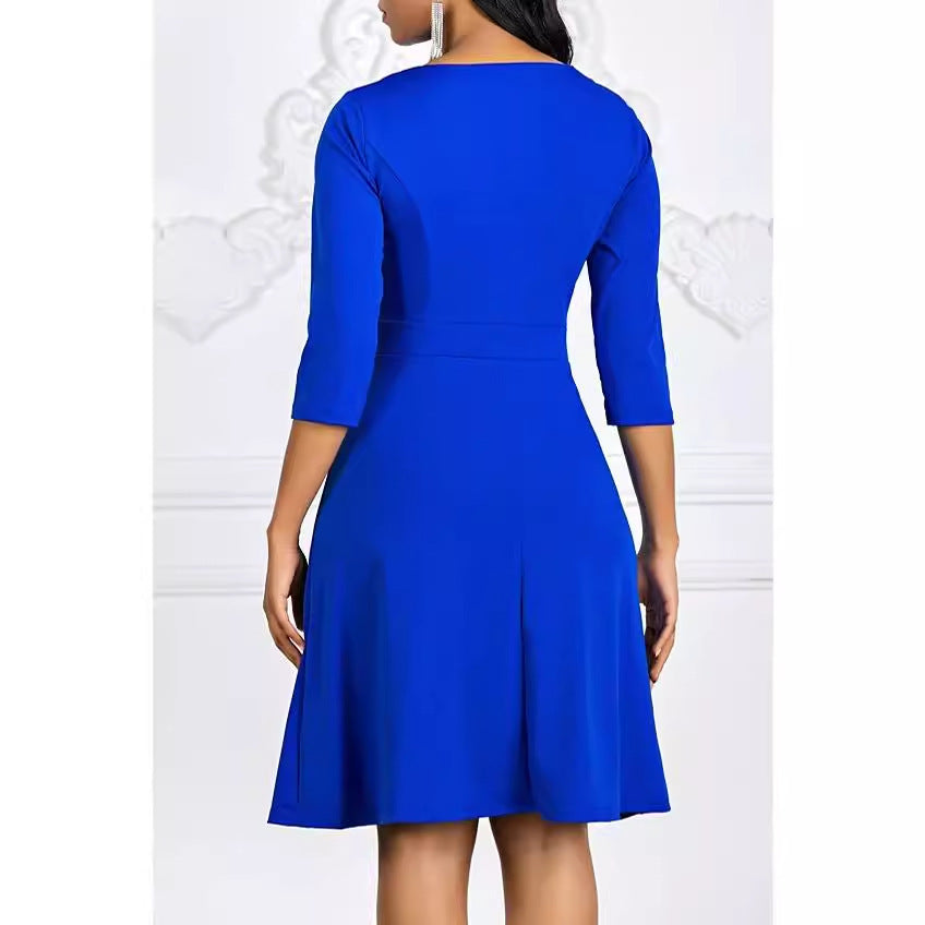 Women's European And American Autumn And Winter Solid Color Dress Round Neck 34 Sleeves Button Waist-tight