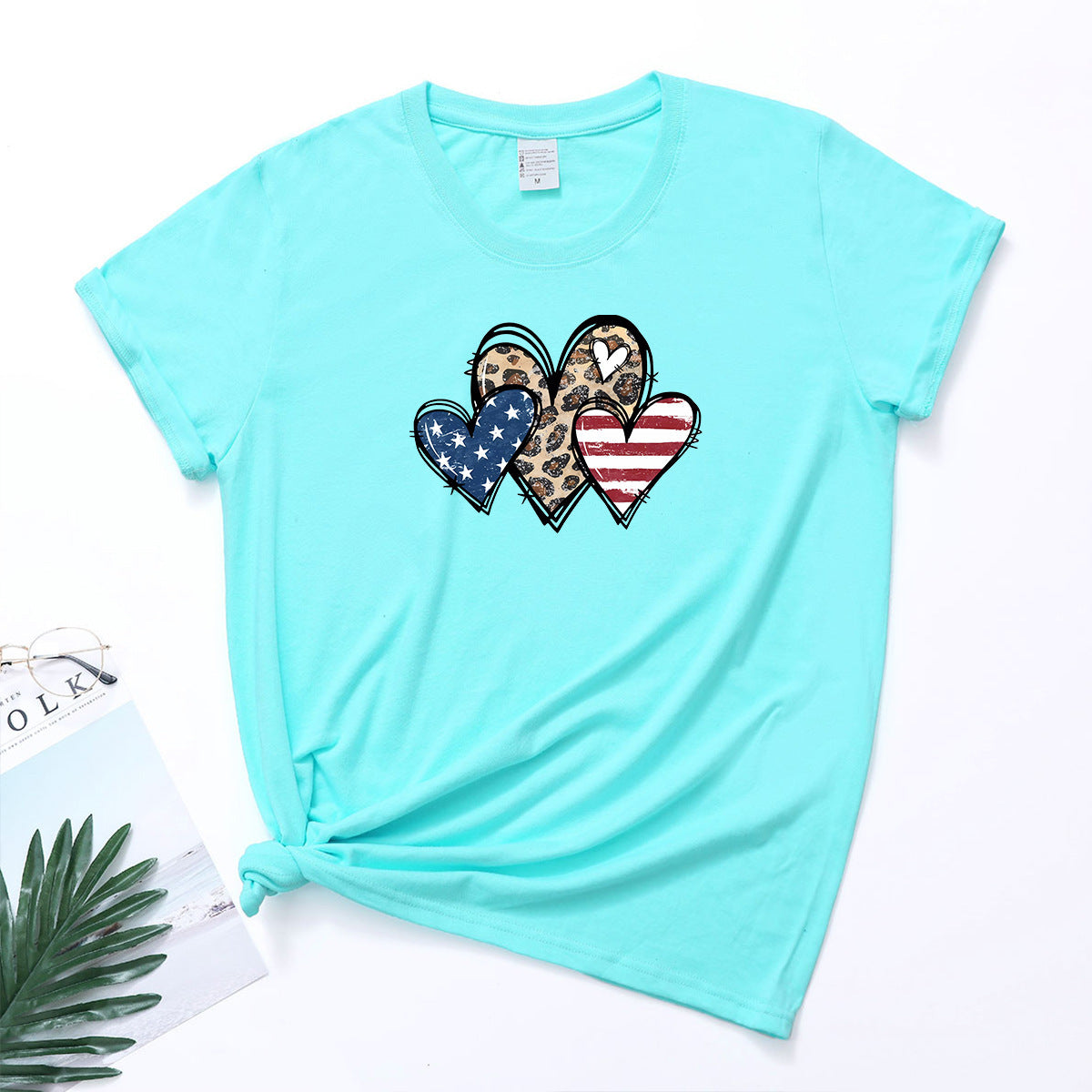 Camiseta de manga corta con cuello redondo y estampado de leopardo y rayas de estrellas para mujer con bandera del Día de la Independencia de Estados Unidos