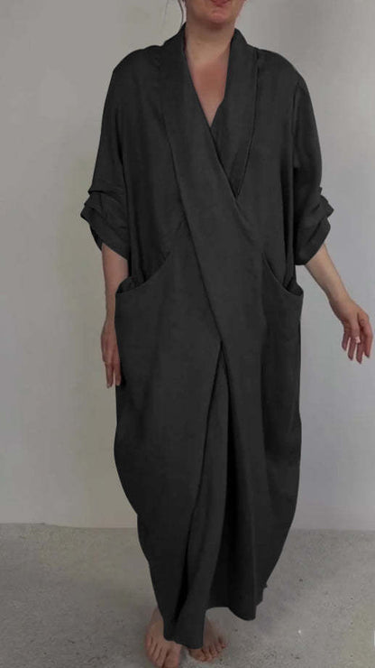 Robe fendue en lin à grandes poches et col en V pour femme