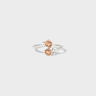 Bague de contournement en zircon incrusté en forme de rose