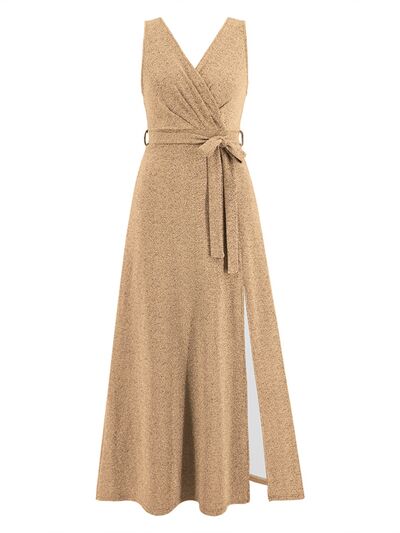 Robe sans manches avec surplis et fente à nouer à la taille