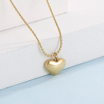 Collier en acier inoxydable avec pendentif coeur en nacre